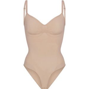 SKIMS seamless sculpt bodysuit. SIZE L/XL